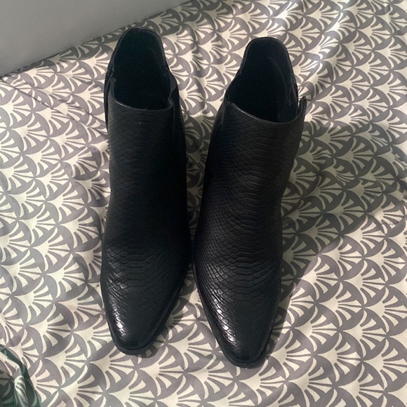 Super cute black snake print boots - Picture 3 of 5